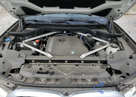 2024 BMW X7 xDrive40I z USA, uszkodzony, nr VIN 5UX23EM02R9S50015